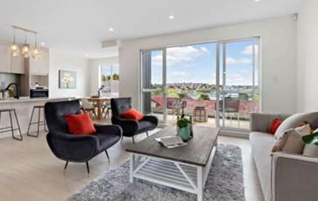 5A-E Deuxberry Avenue, Northcote 2