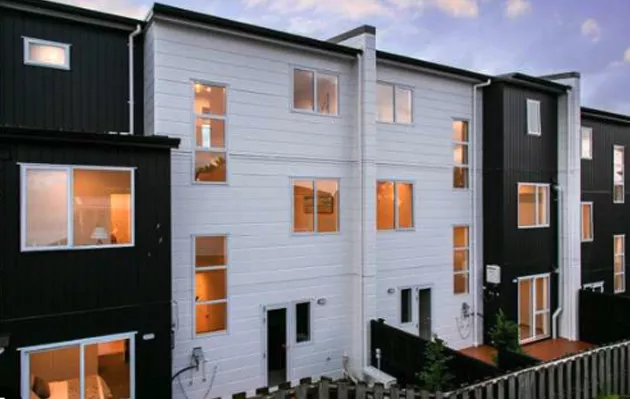 5A-E Deuxberry Avenue, Northcote 3